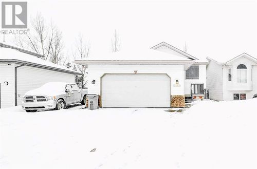 12002 105a St, Grande Prairie, AB, T8V7N4 | Card Image