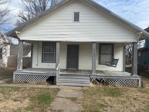 312 Chickasaw Ave, Bartlesville, OK, 74003-4213 | Card Image