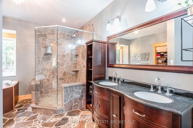 697 Lafontaine Rd E, House other with 6 bedrooms, 4 bathrooms and 15 parking in Tiny ON | Image 13