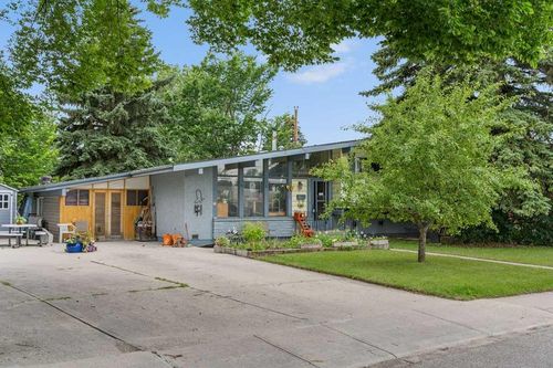 8811 Ancourt Road Se, Calgary, AB, T2H1V4 | Card Image