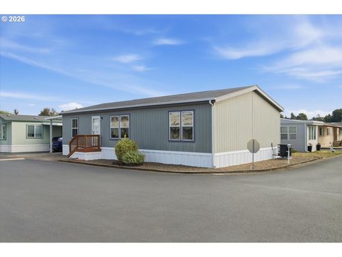 b3-4940 Sunnyside Rd Se, Salem, OR, 97302-3524 | Card Image