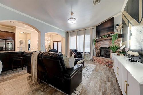 5700 St James Pl, Oklahoma City, OK, 73179-2706 | Card Image