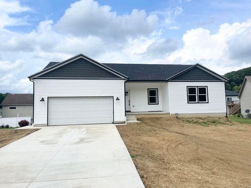 32366 Lilac Lane, Logan, OH, 43138 | Card Image