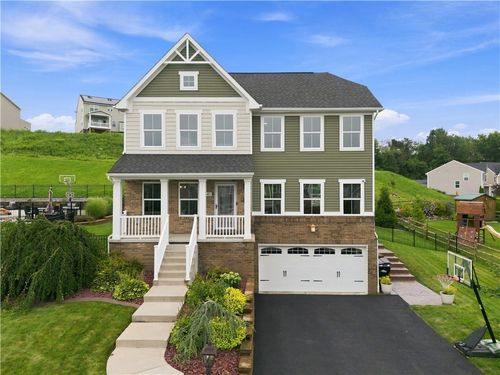 7645 Dominick Dr, North Huntingdon, PA, 15642-4166 | Card Image