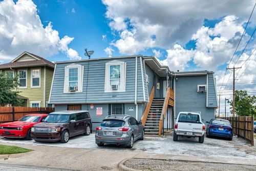 apt-102-1037 E Tucker St, Fort Worth, TX, 76104-1502 | Card Image