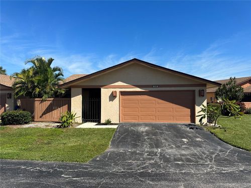 6479 Royal Woods Dr, FORT MYERS, FL, 33908-6194 | Card Image