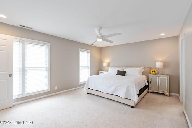 10600 Norton Commons Walk, Condo with 2 bedrooms, 2 bathrooms and null parking in Prospect KY | Image 20