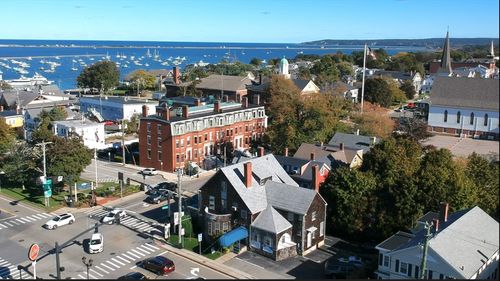 100 Court St, Plymouth, MA, 02360-3841 | Card Image