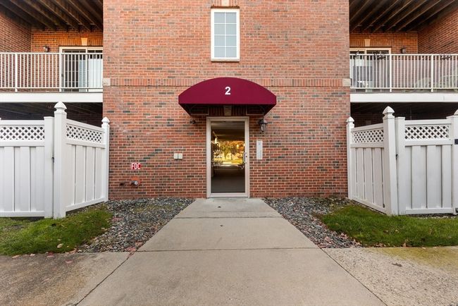 APT-20 - 7 Conant Rd, Condo with 2 bedrooms, 2 bathrooms and 1 parking in Winchester MA | Image 33