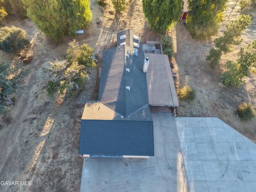 33201 Barber Road, Agua Dulce, CA, 91390 | Card Image