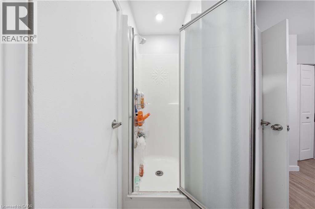 Residential Lease in Waterloo 5