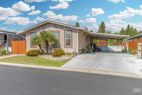 8904 Eastwind Cir, Bakersfield, CA, 93306-5001 | Card Image