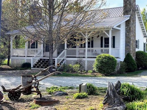 b-48B Fish Camp Cir, Newland, NC, 28657-7389 | Card Image