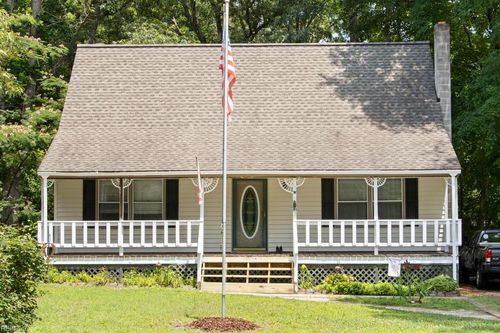 6353 Bolling Brook Ln, Gloucester, VA, 23061-3912 | Card Image