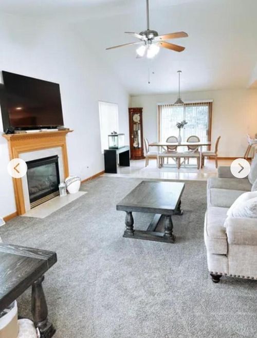 4620 Fox Grove Road, SHEBOYGAN, WI, 53081 | Card Image