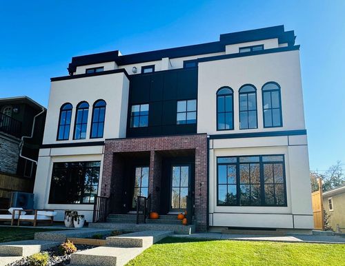 916 35a St Nw, Calgary, AB, T2N3A4 | Card Image