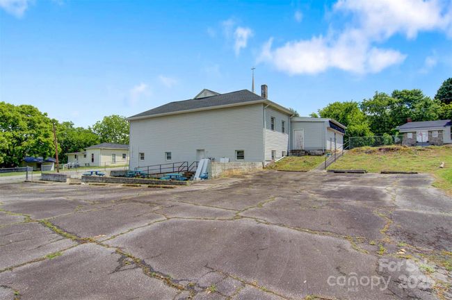 1100 Praley St Sw, Home with 0 bedrooms, 0 bathrooms and 40 parking in Valdese NC | Image 40