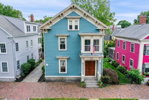 20 Winter St, Salem, MA, 01970-3807 | Card Image