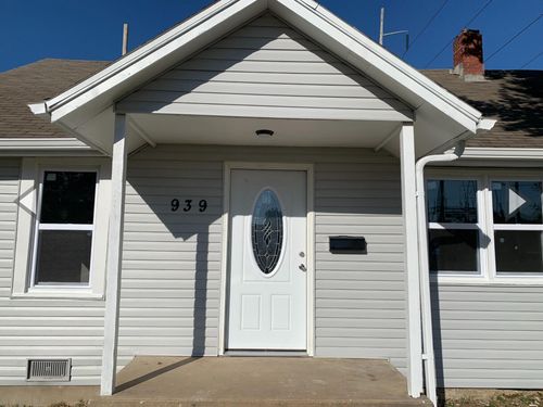 939 N Brown Ave, Springfield, MO, 65802-4455 | Card Image