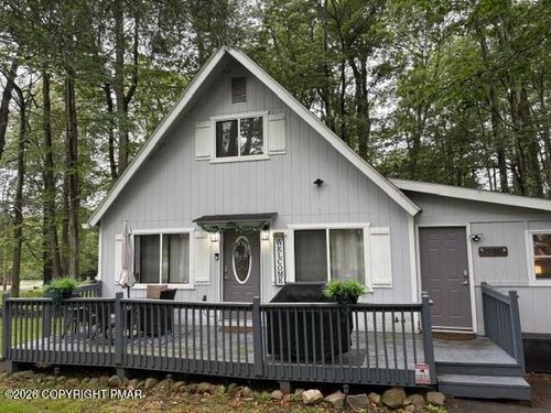 8940 Deerfield Rd, Coolbaugh Twp, PA, 18466-3545 | Card Image