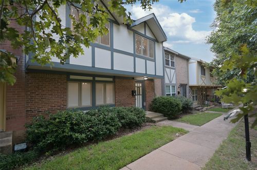 378 Westview Ter, Arlington, TX, 76013-1630 | Card Image
