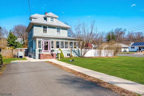 302 Mountainview Ter, Dunellen, NJ, 08812-1134 | Card Image