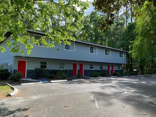 2427 Nw 4th Ter, Gainesville, FL, 32609-2981 | Card Image