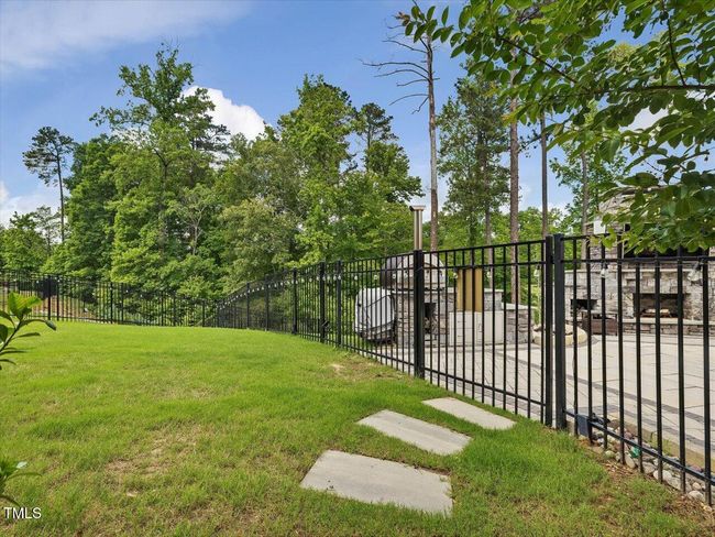 070-Small Fenced Area | Image 62