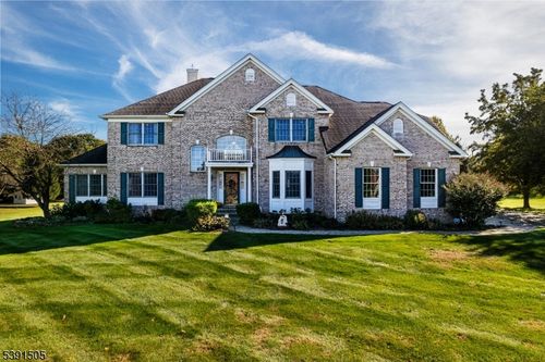 402 Parker Rd, Bloomsbury, NJ, 08804-4041 | Card Image