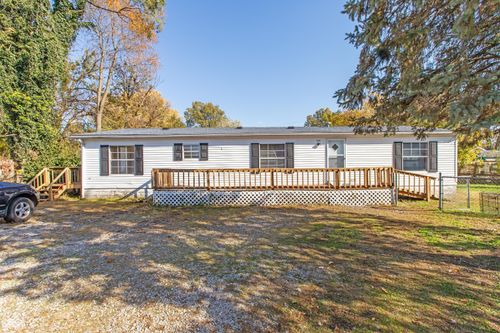 424 Cara Ct, Seymour, IN, 47274-1817 | Card Image