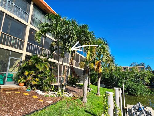 204-1650 Pine Tree Ln, SARASOTA, FL, 34236-7758 | Card Image