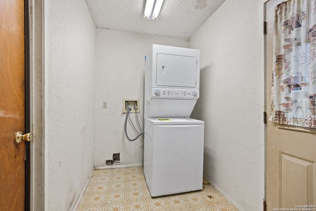 16759 County Road 1726, House other with 2 bedrooms, 1 bathrooms and null parking in Odem TX | Image 16