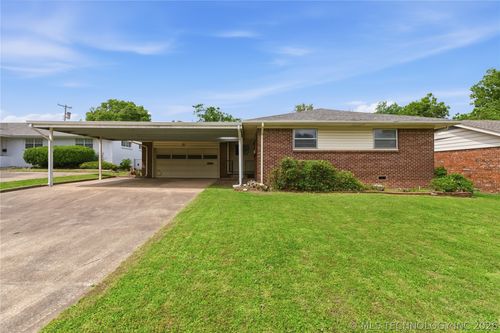 5355 E 27th Pl, Tulsa, OK, 74114-4913 | Card Image