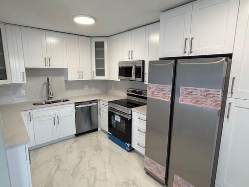 19-810 Lake Shore Dr, Lake Park, FL, 33403-2939 | Card Image