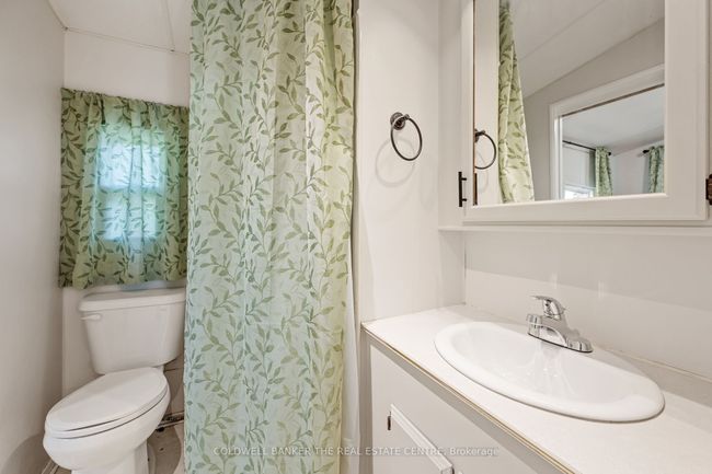 327 - 285 Crydermans Sideroad, House other with 2 bedrooms, 1 bathrooms and 2 parking in Georgina ON | Image 12