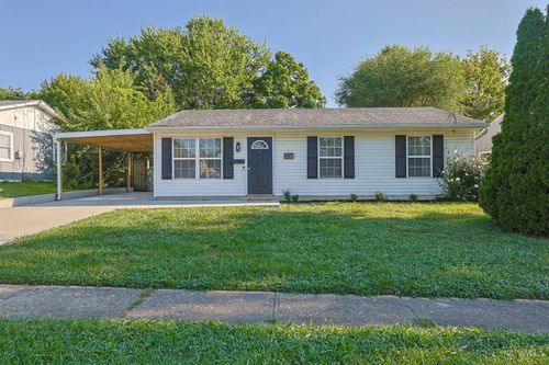 3226 Deshler Dr, Colerain Twp, OH, 45251-2133 | Card Image