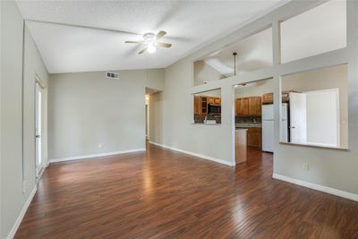 13912 Fox Meadow Drive, House other with 3 bedrooms, 2 bathrooms and null parking in Orlando FL | Image 3