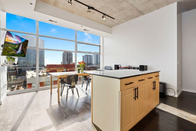 UNIT-907 - 1620 S Michigan Ave, Condo with 2 bedrooms, 2 bathrooms and 1 parking in Chicago IL | Image 9
