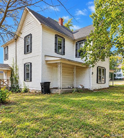 910 W Cherry Street, Troy, MO, 63379 | Card Image