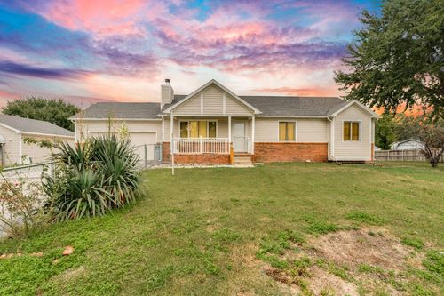 1237 E 82nd St S, Haysville, KS, 67060-9351 | Card Image