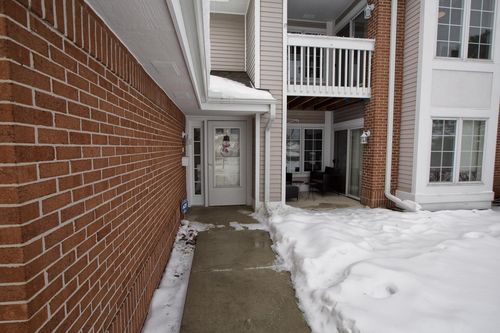 8991 Woodbridge Drive, Greendale, WI, 53129 | Card Image