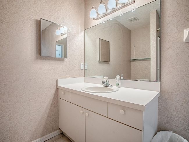 32708 Westwood Loop, House other with 2 bedrooms, 2 bathrooms and null parking in LEESBURG FL | Image 30