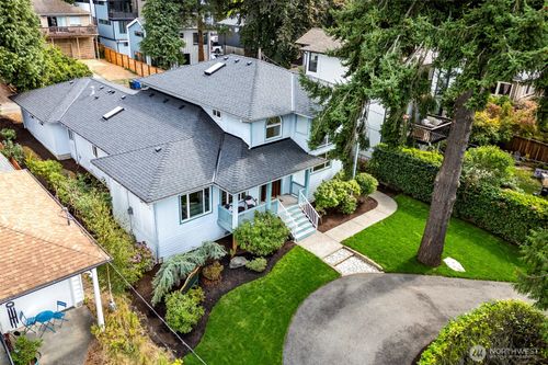 10722 3rd Ave Nw, Seattle, WA, 98177-4812 | Card Image