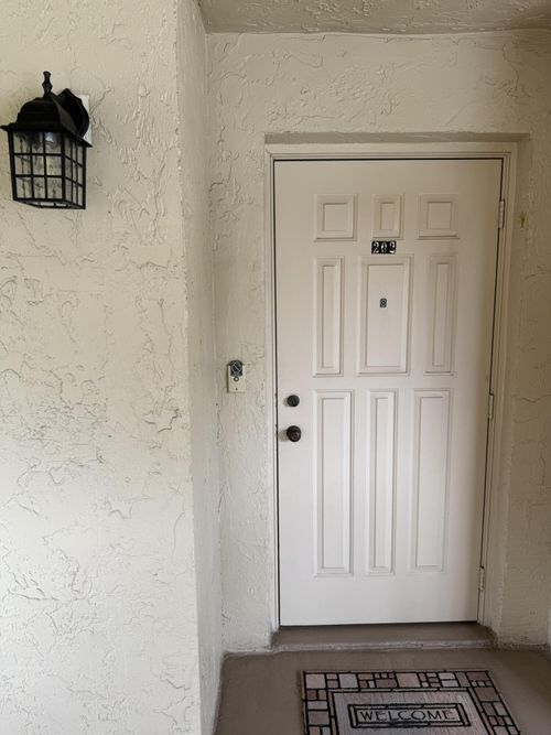 10107 Mangrove Dr, Boynton Beach, FL, 33437-1399 | Card Image