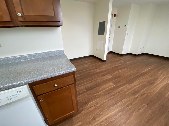APT-6 - 4 Martin St, Condo with 1 bedrooms, 1 bathrooms and null parking in Derry NH | Image 18