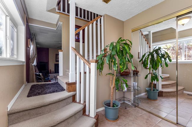 33803 4 Avenue, House other with 3 bedrooms, 1 bathrooms and 3 parking in Mission BC | Image 17