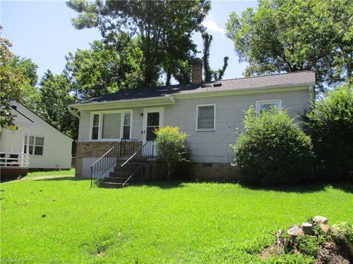 500 Avalon Pl, High Point, NC, 27262-2723 | Card Image