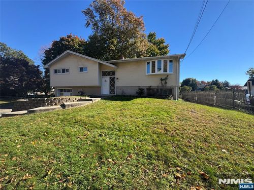208 Washington Street, Northvale, NJ, 07647 | Card Image