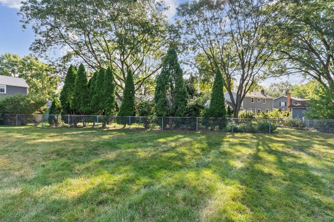 230 Ridgefield Ln, House other with 3 bedrooms, 3 bathrooms and 2 parking in Naperville IL | Image 21