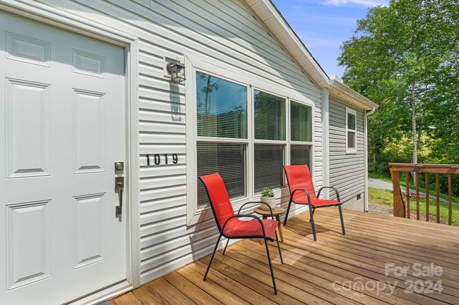 1019 E Calvin Edney Rd, House other with 3 bedrooms, 2 bathrooms and null parking in Mars Hill NC | Image 4